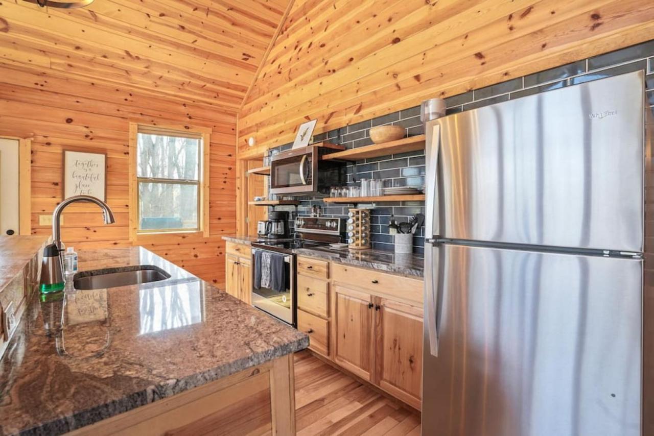 Fern Haven A Modern Take On Hocking Hills Cabins Stella Экстерьер фото
