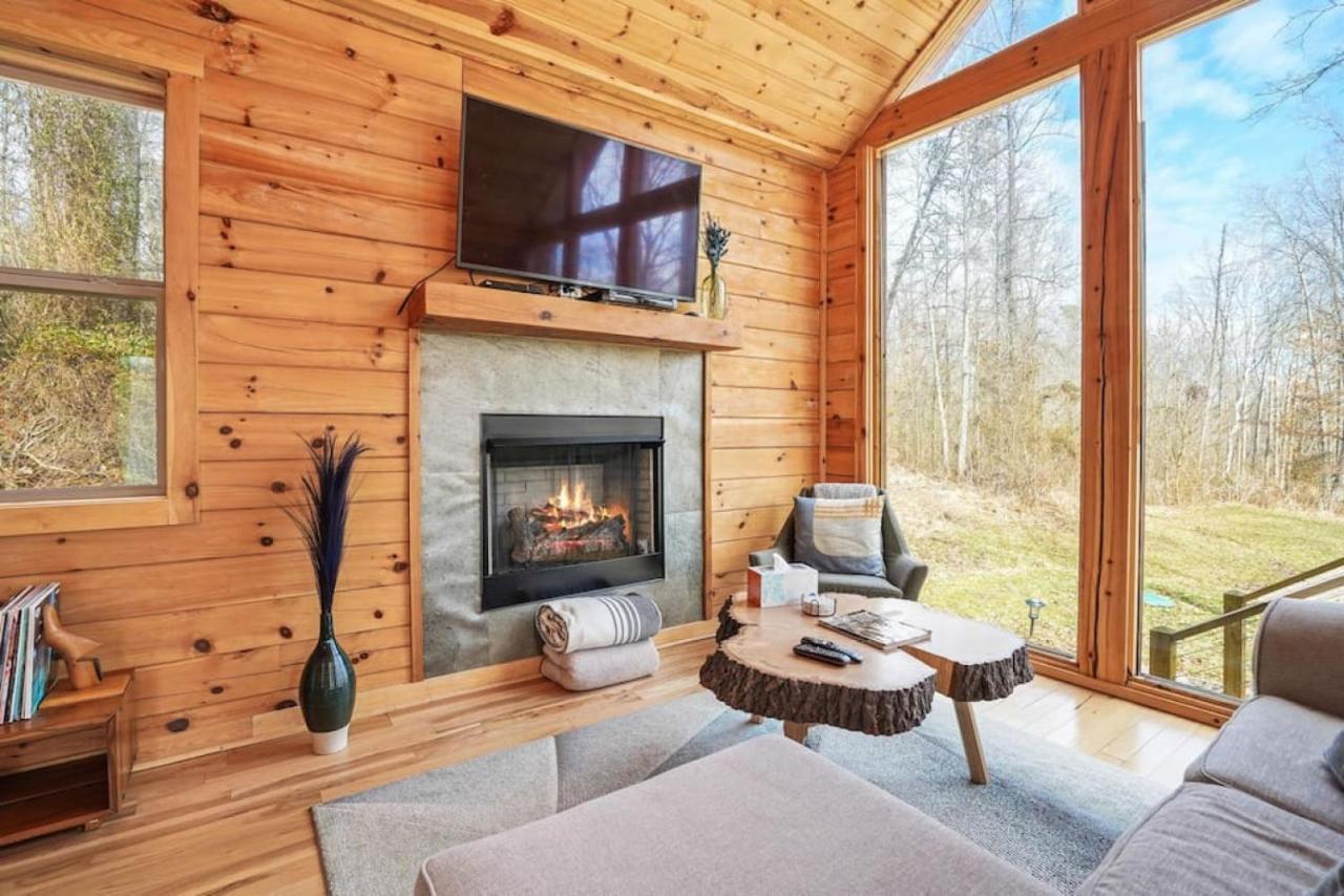 Fern Haven A Modern Take On Hocking Hills Cabins Stella Экстерьер фото