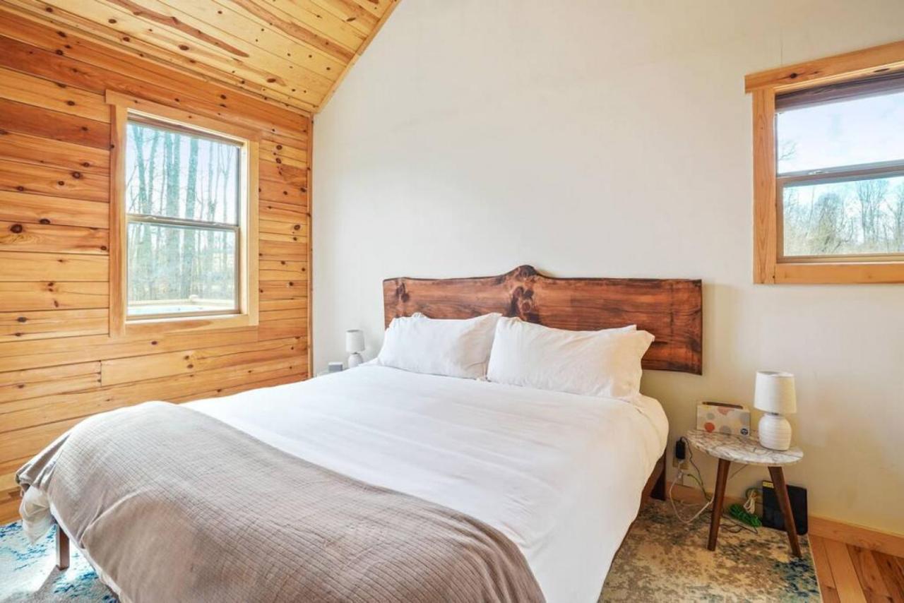 Fern Haven A Modern Take On Hocking Hills Cabins Stella Экстерьер фото
